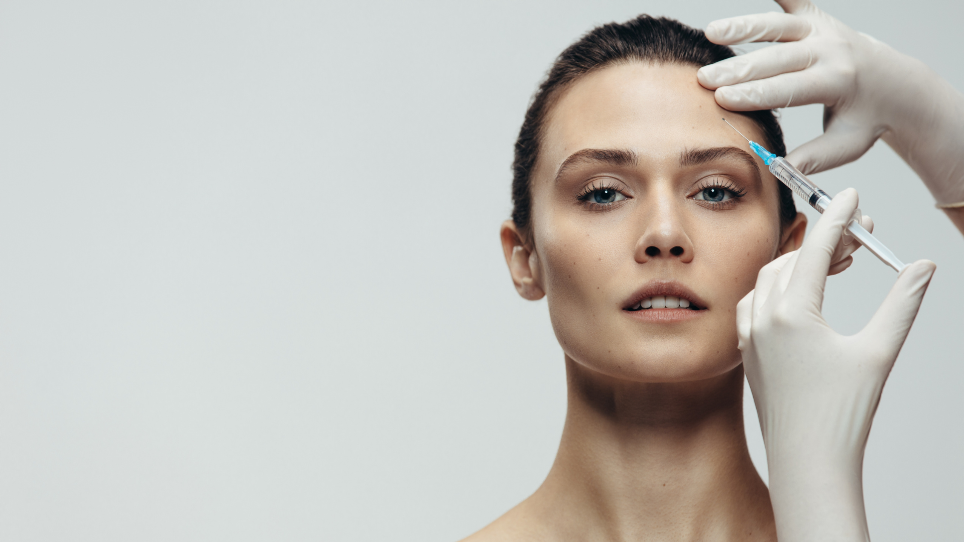 Rellenos faciales con ácido hialurónico en Valencia